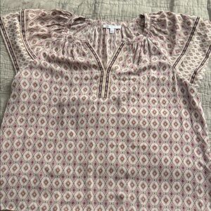 Patterned Women's flowy Top